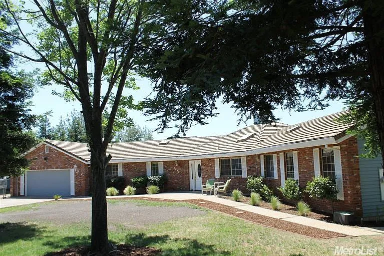 4448 Sturch Ln photo 1