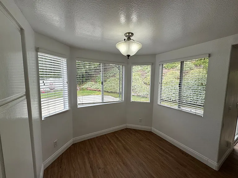 1423 Portofino Dr — Photo 11