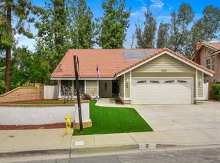 2 Hunter Point Rd, Pomona, CA 91766