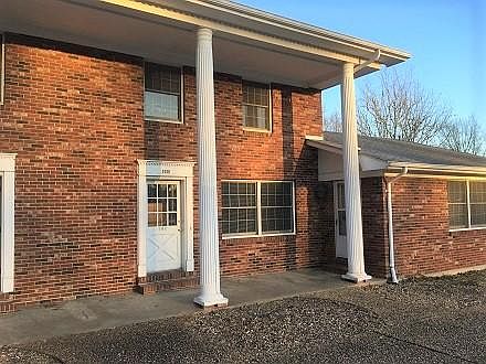 1st image of 1110 W Mount Dr APT 104