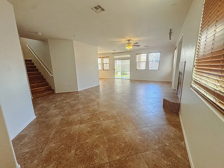 3073 S Passion Dr — Photo 3