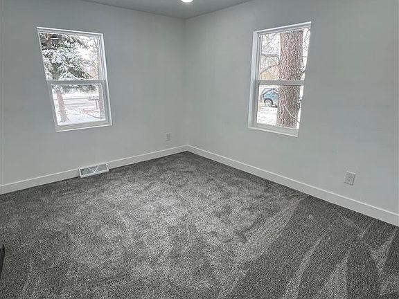 5th image of 1511 W Overland Dr
