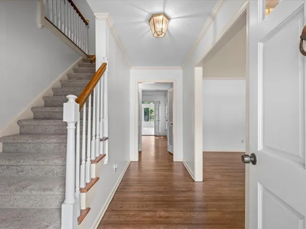 5409 Sycamore Grove Ln, Memphis, TN 38120