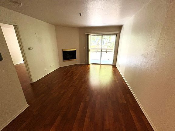 4th image of 290 N Madison Ave APT 208