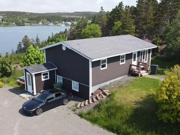 72 Creston Boulevard, Marystown, NL A0E2M0