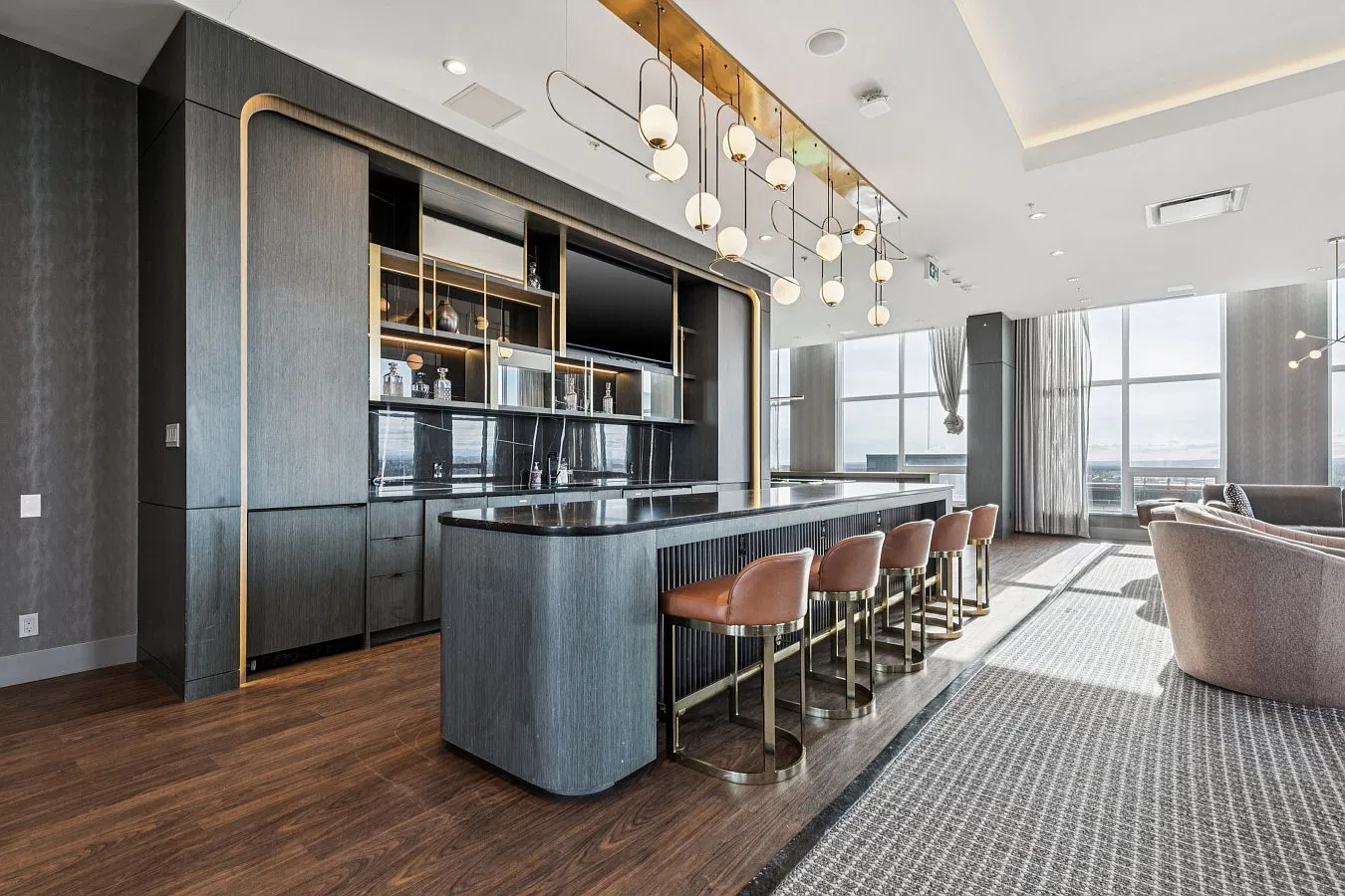 1 bed, 700 sqft, $3,900 — Photo 3