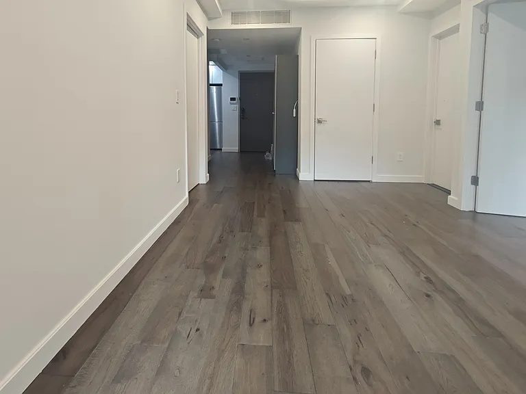 41-14 27th St #7A — Photo 5