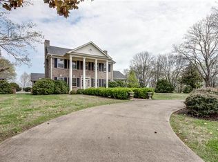 1500 Williamsport Pike, Columbia, TN 38401