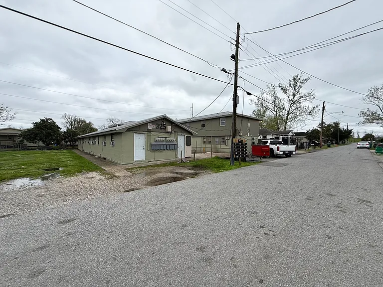 321 S Bengal Rd — Photo 8