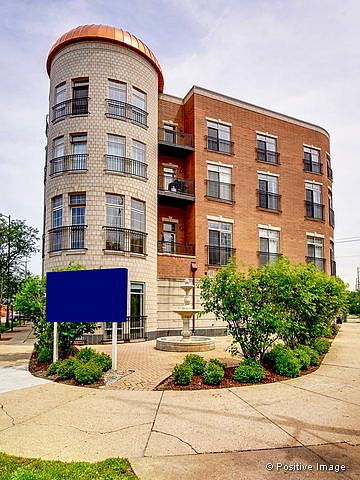 1st image of 6425 W Touhy Ave Ste F