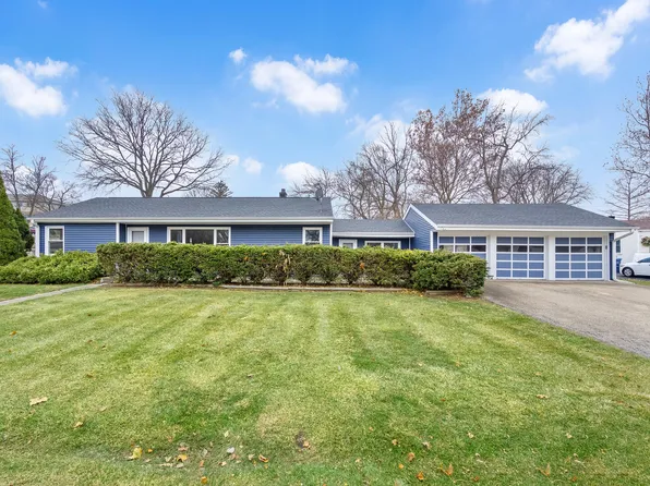 5522 Pershing Ave, Downers Grove, IL 60515