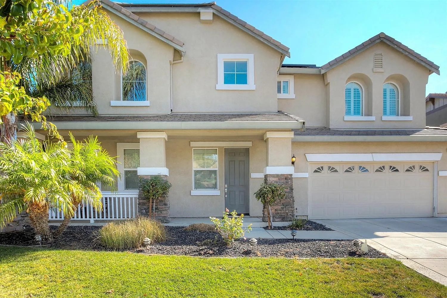 1620 Dupree Way photo 1