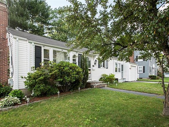 2nd image of 153 Plantation Dr