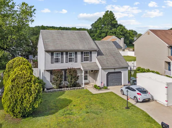 37 Ardsley Dr, Dover, DE 19904