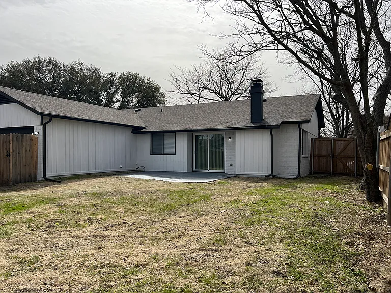 3037 Burning Tree Ln — Photo 24
