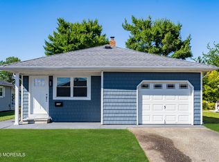138 Barbuda St, Toms River, NJ 08757
