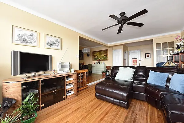 Sold by Keller Williams Realty of Greater Nassau | media 22