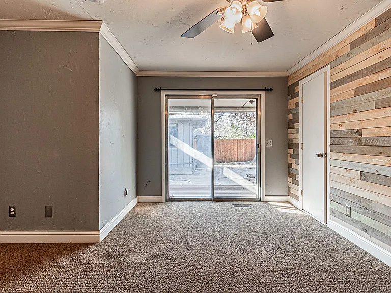 3121 NW 49th St — Photo 23