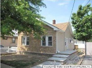 116 Ridgewood Ave, Staten Island, NY 10312