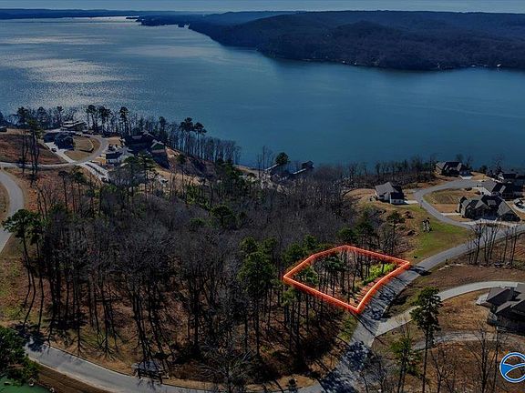 3rd image of 110 Boat House Dr