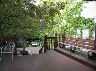 1633 N North Park Ave #B, Chicago, IL 60614