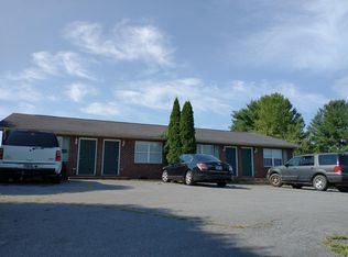 153 Minga Dr, Johnson City, TN 37604