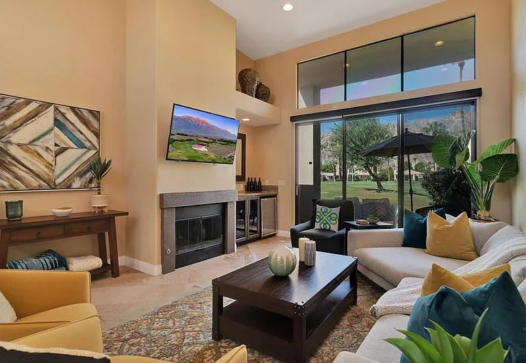 54767 Shoal Crk — Photo 1