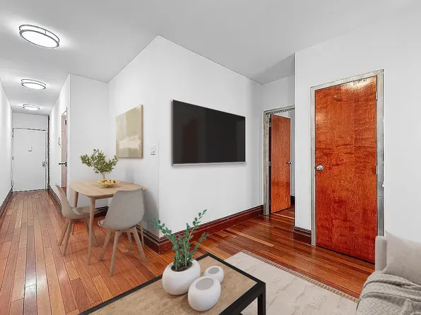 1392 Madison Avenue image 2 of 4