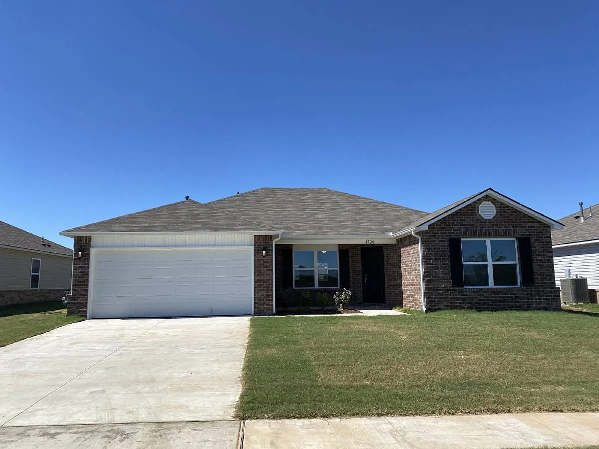 1720 S 15th St in Broken Arrow, OK 74012 — Photo 1