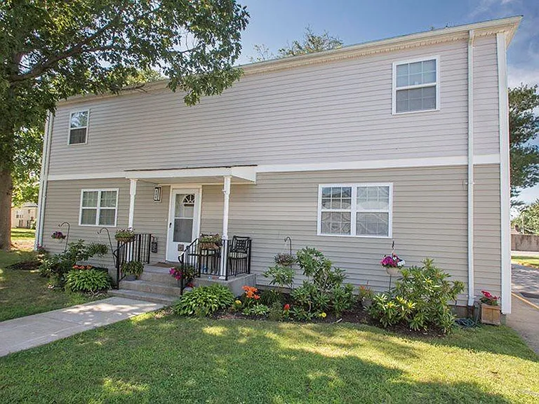82 Mitchel Ave — Photo 14