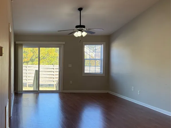 101 Daughety Ct, New Bern, NC 28562