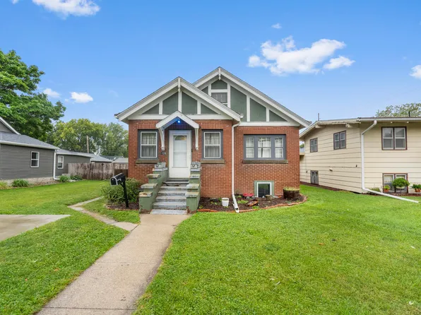 1326 3rd St, Nevada, IA 50201