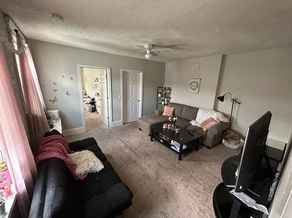 2333 W Clifton Ave #B4, Cincinnati, OH 45219