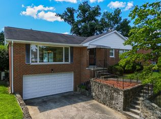 126 Willoughby Ave, Huntington, WV 25705