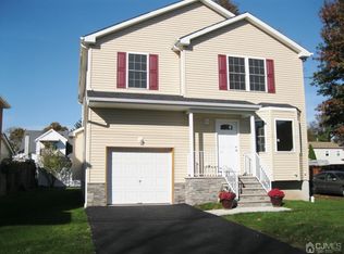 529 Almon Ave, Woodbridge, NJ