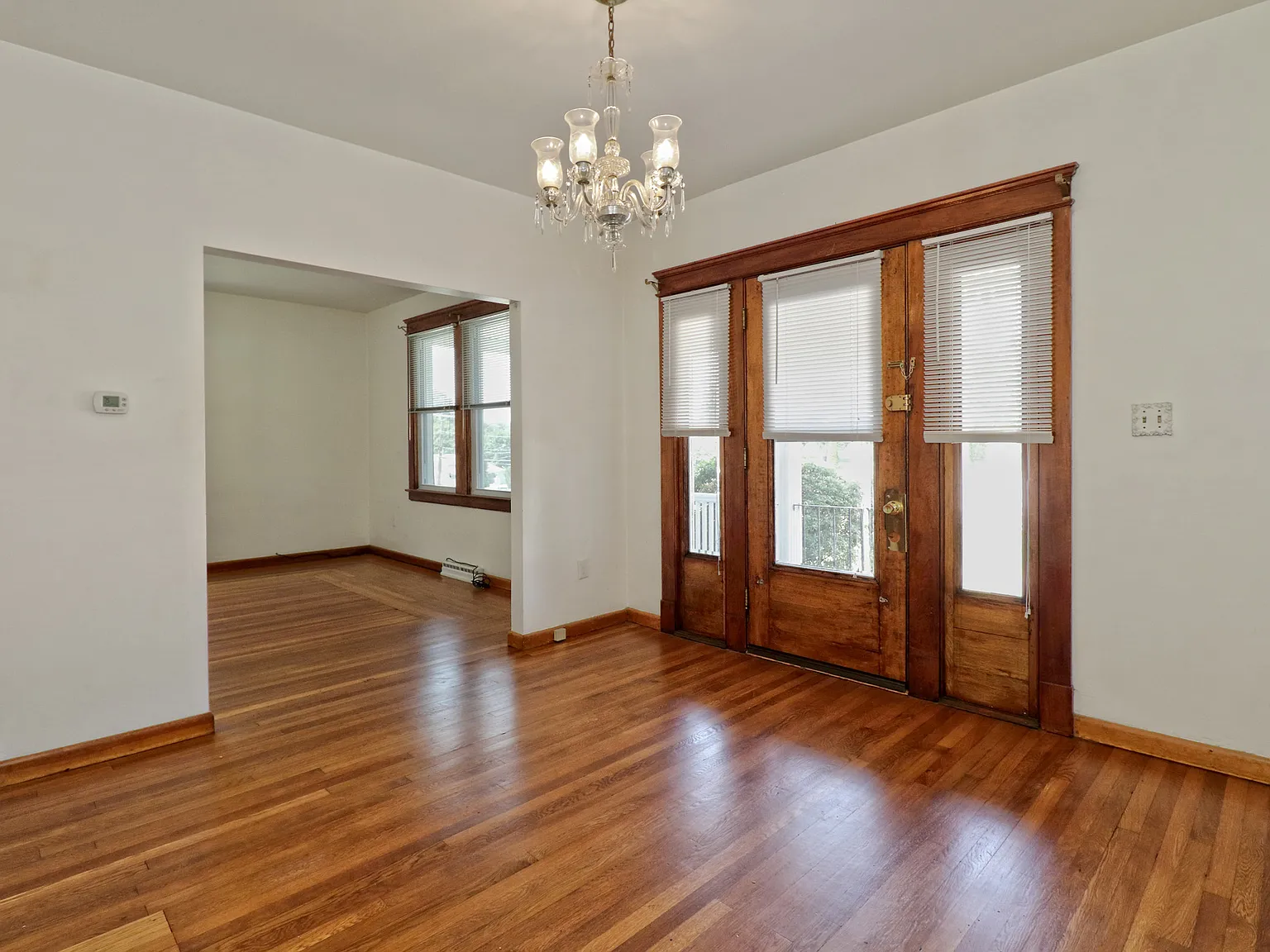 1 bed, 850 sqft, $1,700 — Photo 3