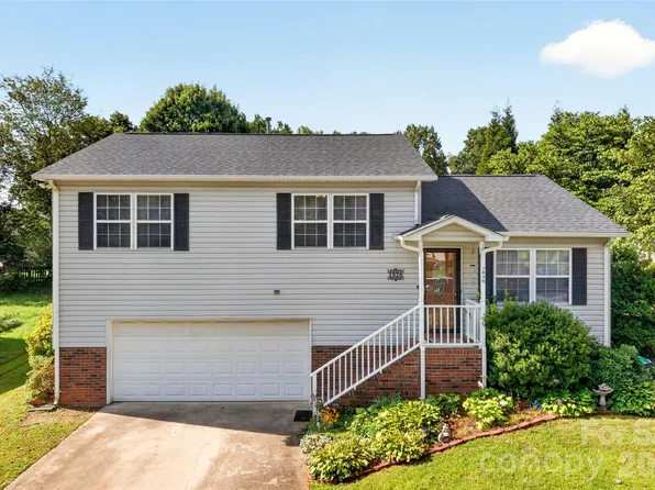 1820 Hampshire Dr, Salisbury, NC 28146