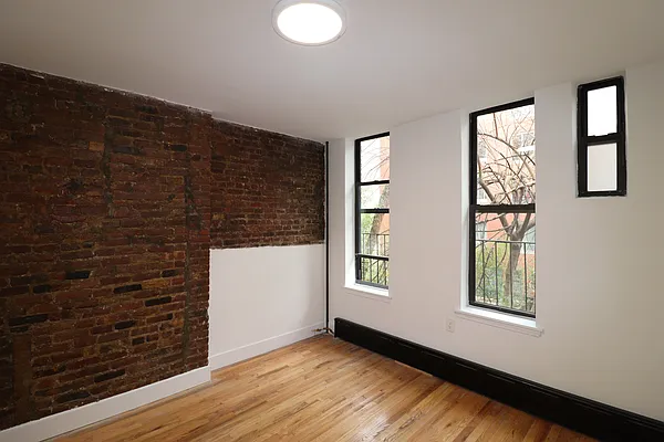 Rented by Corcoran | media 19