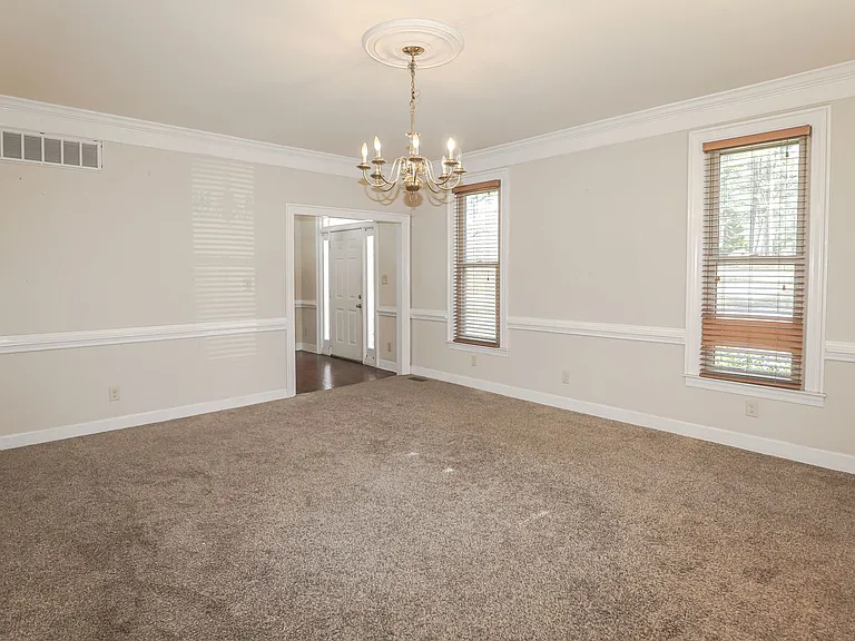 809 Houndslake Dr — Photo 22