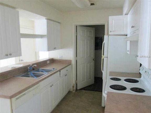 4th image of 5915 Brickleberry Ln Unit 102