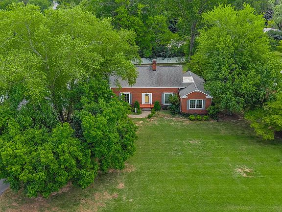 5th image of 2802 Cox Mill Rd