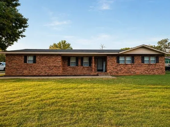303 Ash St, Keiser, AR 72351