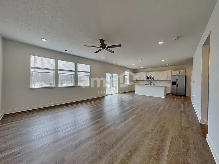 890 Heritage Blvd — Photo 7