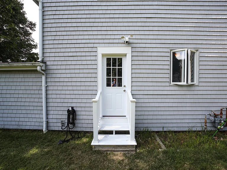342R Warwick Neck Ave #B — Photo 8
