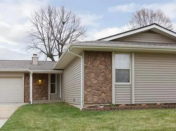 307 Morningside Dr, Saint Peters, MO 63376