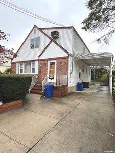 135-12 63rd Ave, Flushing, NY, 11367