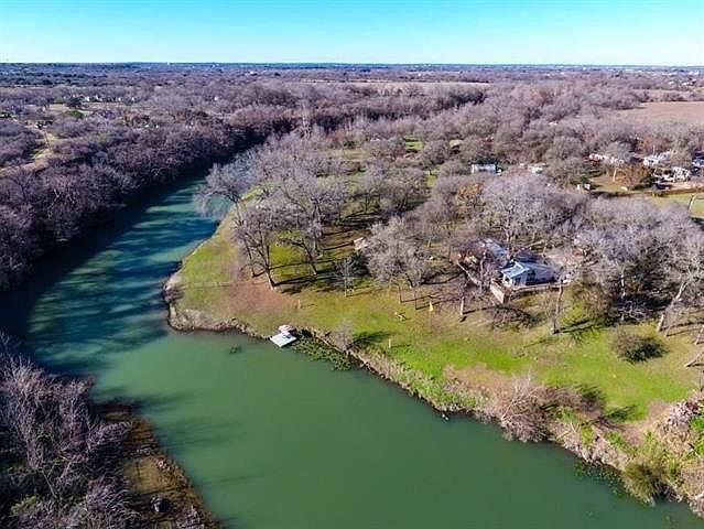 1st image of 312 Waterway Pass