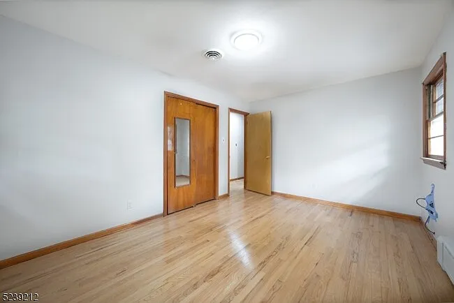 11 Princeton Roadlinden — Photo 14
