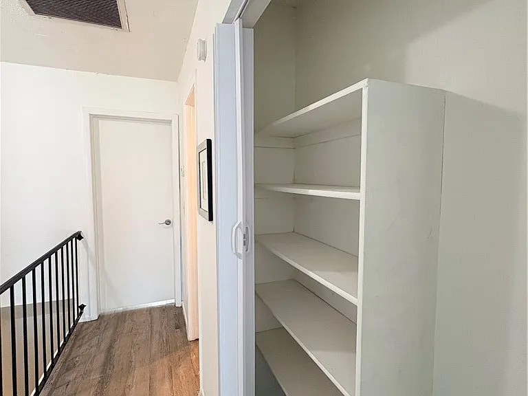4520 SW 8th Pl #4 — Photo 16