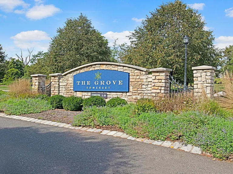 Grove at Somerset — Photo 1